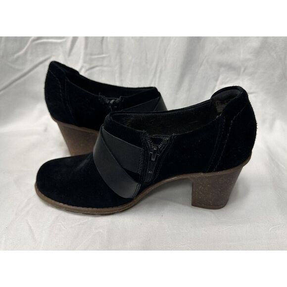 Clarks Shoes - Clarks Collection Emmes Black Suede Leather Ankle Bootie 6 M Women Soft Cushion